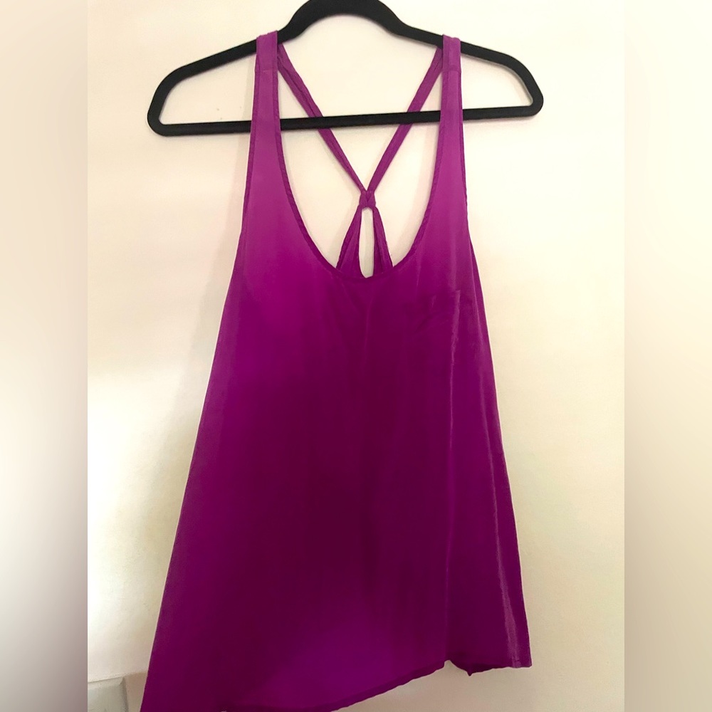 Super cute linen top